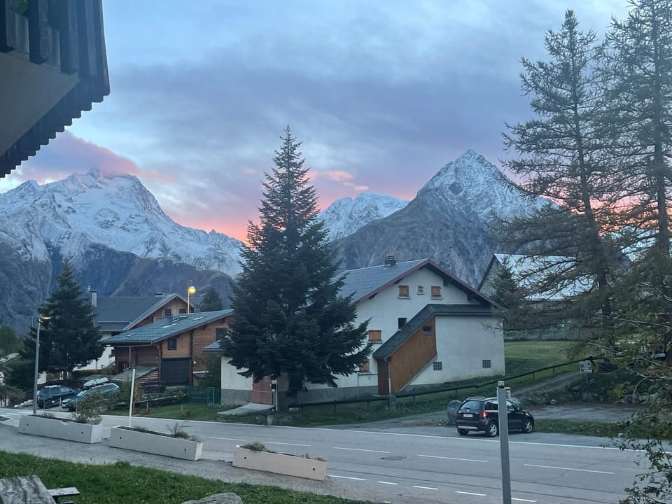 Studio entièrement rénové au pied du télésiège du Diable Apartment in Les Deux Alpes