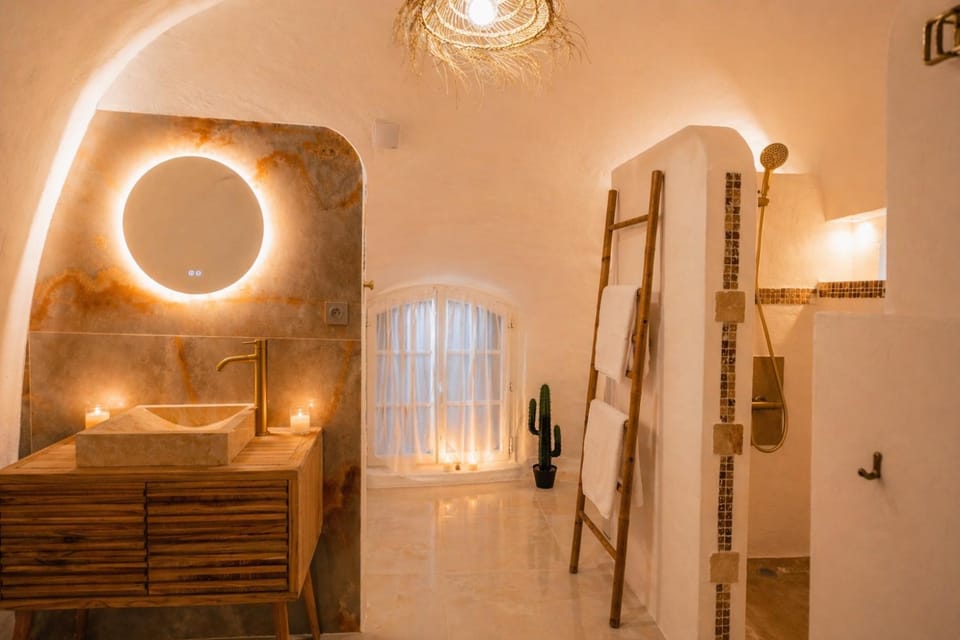 Le temple d'Aphrodite, Appartement avec SPA Apartment in Auvergne-Rhône-Alpes