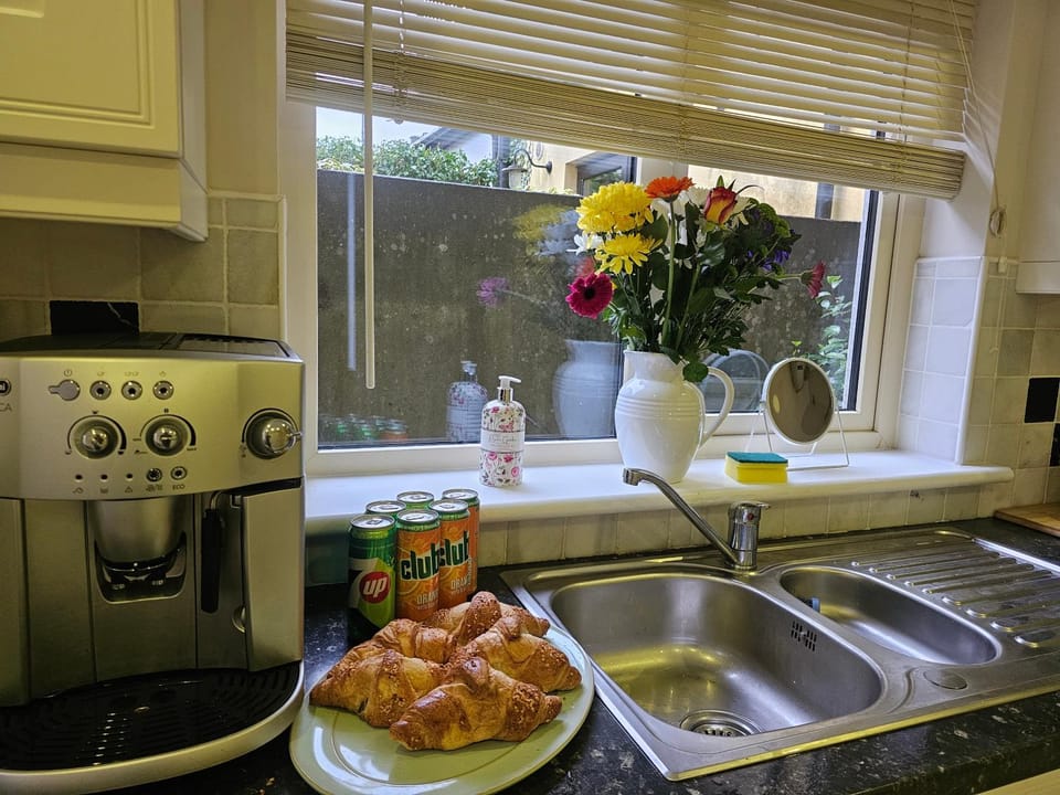 Central Westport Town House House in Westport