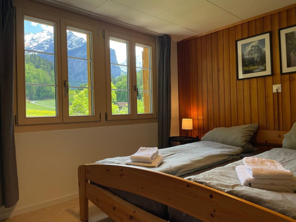 Bed, Natural landscape, Photo of the whole room, Bedroom, Mountain view, towels