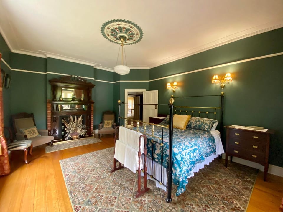 Warburton House House in Victoria