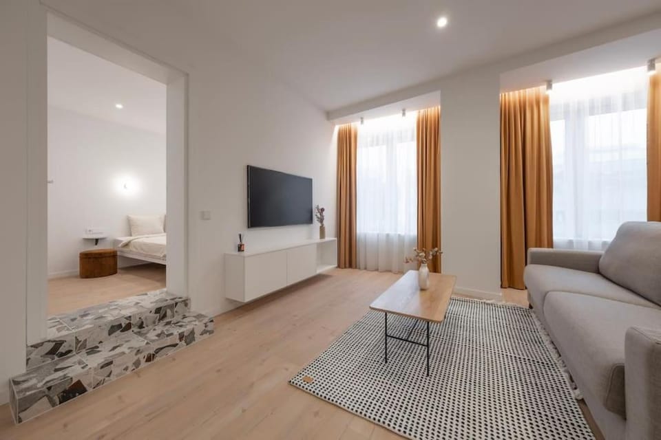 TV and multimedia, Photo of the whole room