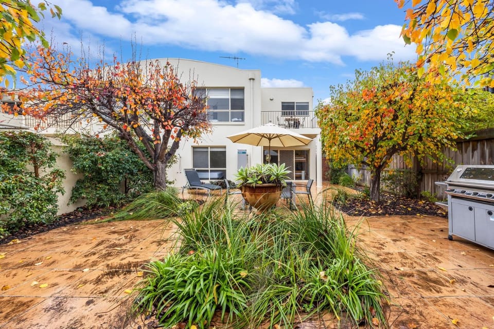 Absolute Beachfront Retreat on The Esplanade House in Torquay