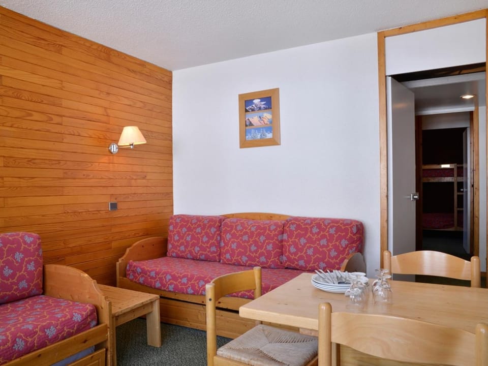 Appartement fonctionnel au cœur des pistes avec balcon et accès piscine - FR-1-181-2786 Apartment in Mâcot-la-Plagne
