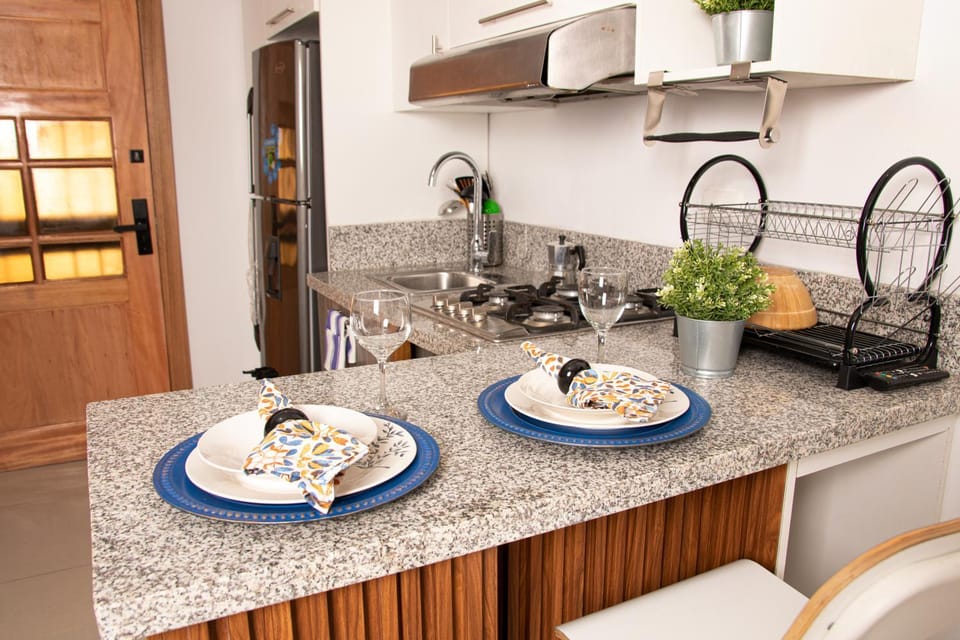 Kitchen or kitchenette, Food, minibar
