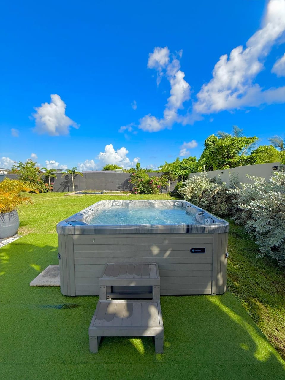Villa CANELLE FWI 4 Étoiles piscine jacuzzi beach surf Villa in Grande-Terre, Guadeloupe