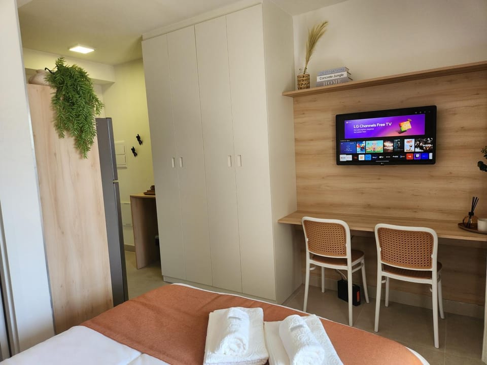 Studio Charmoso e Totalmente Equipado na Vila Madalena - A 20 Passos do Metrô Apartment in Sao Paulo City