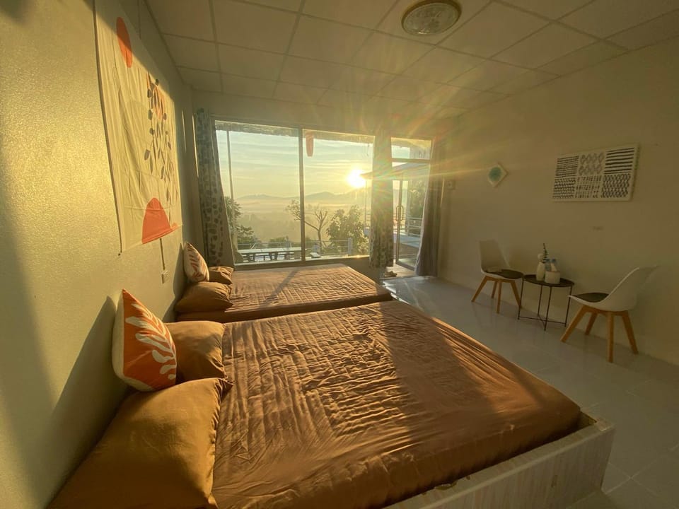 Bed, Photo of the whole room