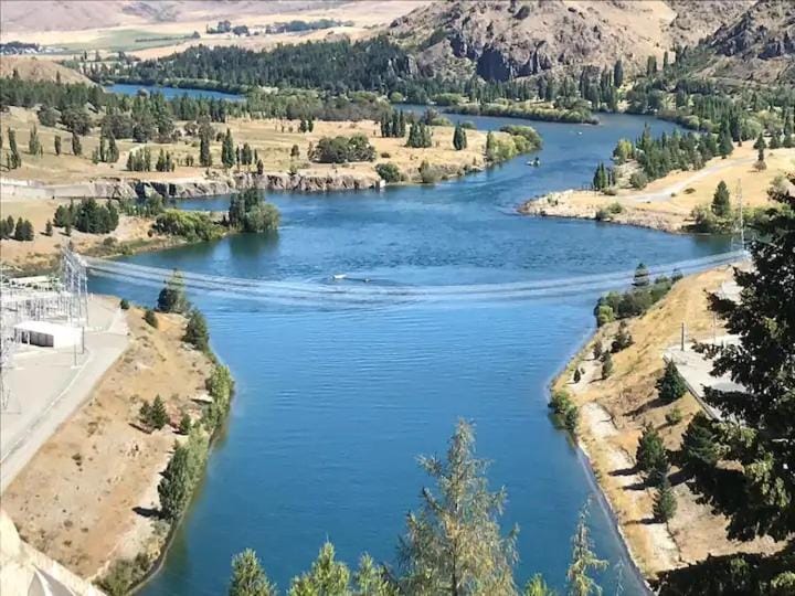 Otematata Lakeside Apartments Free Wi Fi Apartment in Otago