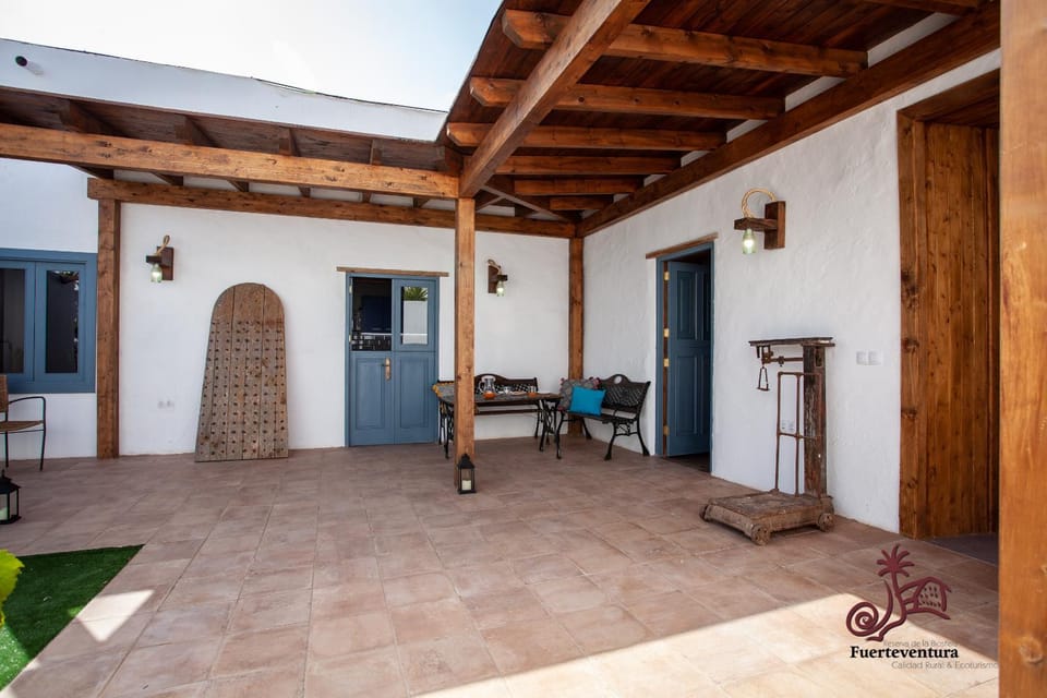 Patio, Inner courtyard view