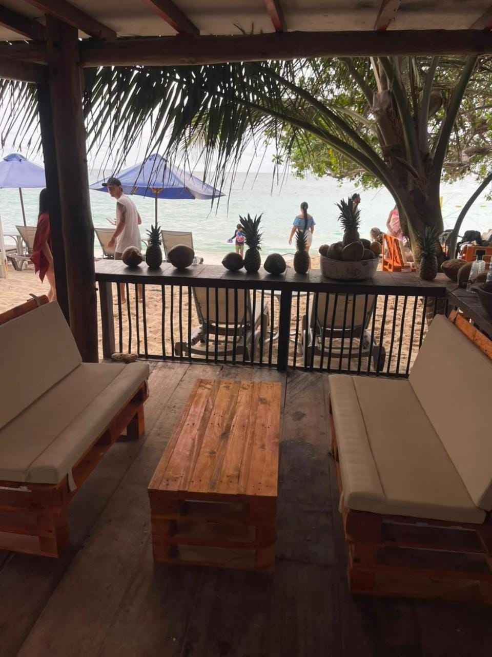 View (from property/room), Living room, Lake view