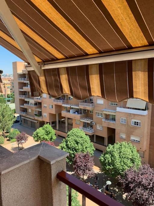 Apartamento, Piccolo Mare, junto centro, vistas Sierra Nevada Apartment in Granada