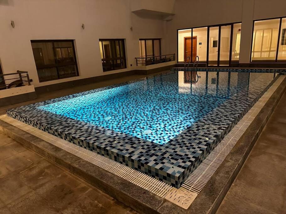 Pool view, Swimming pool