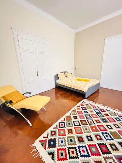 Classy apartment #12lunipebega Apartment in Timisoara