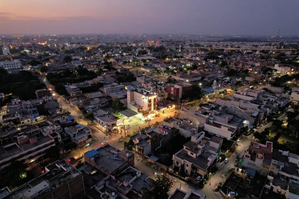 Neighbourhood, City view