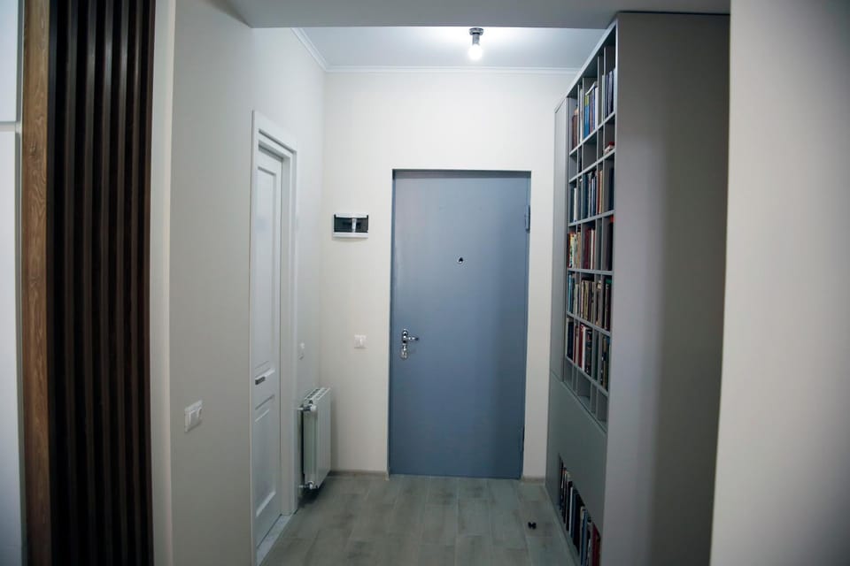 Lobby or reception, locker