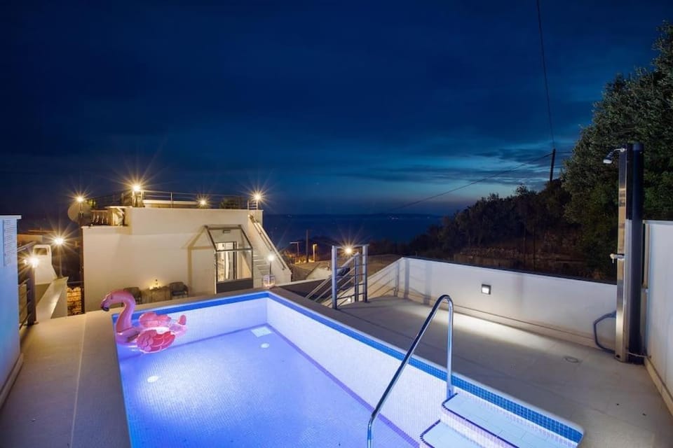 Night, Natural landscape, Sea view, Swimming pool, sunbed