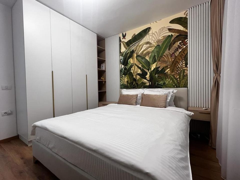 Bed, Photo of the whole room, Bedroom, wardrobe