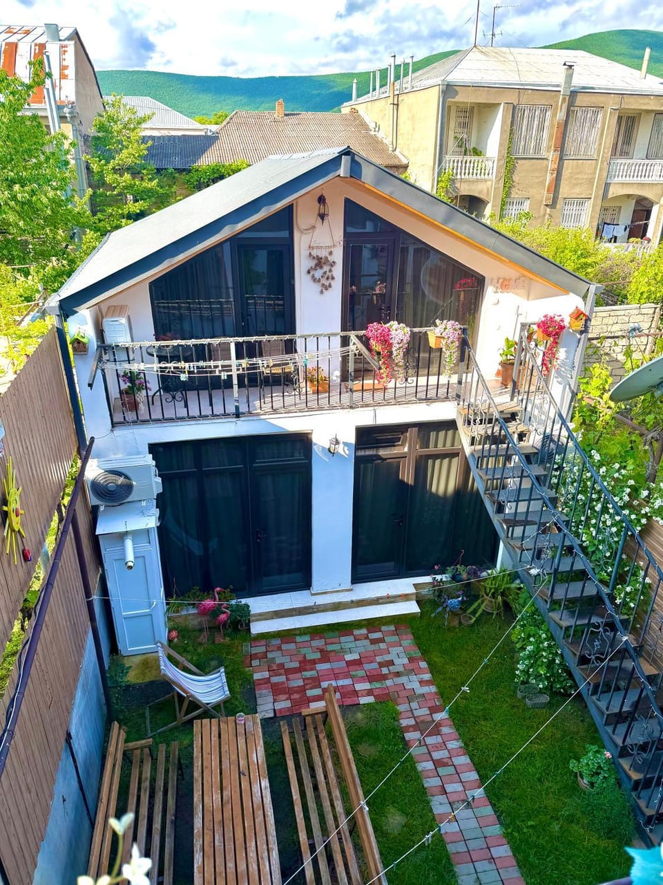 Nitsa Guest House Bed and Breakfast in Georgia