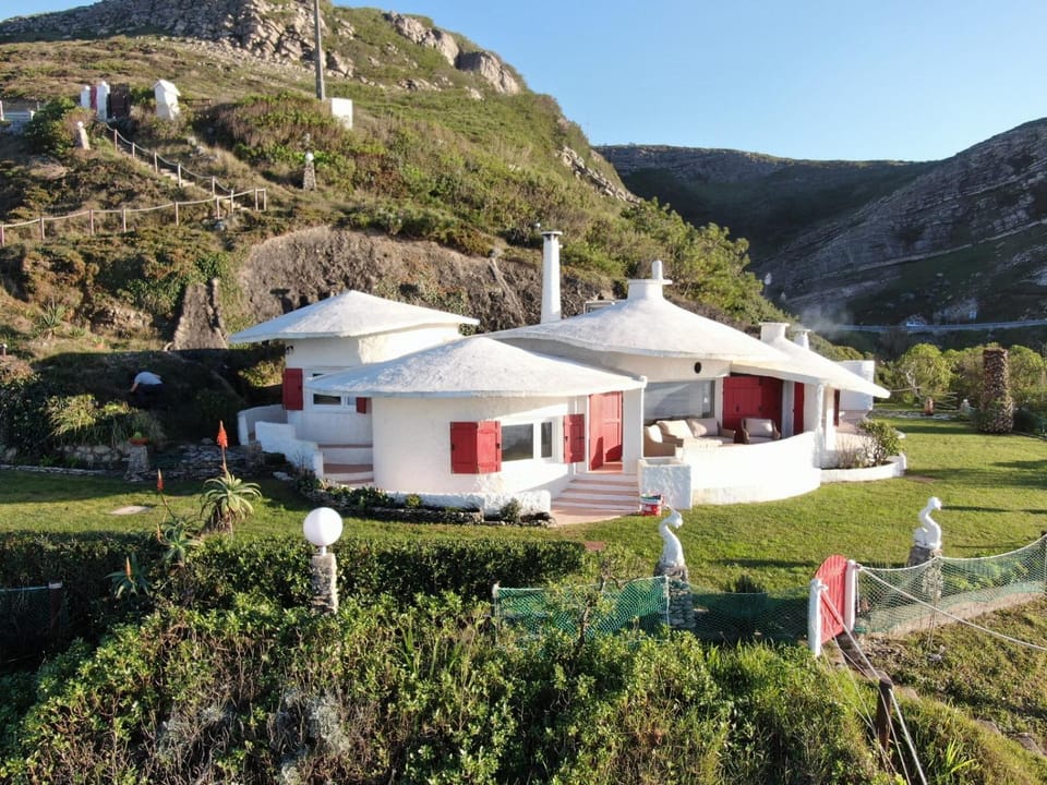 Property building, Natural landscape, Mountain view