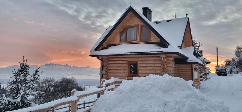 Pogodna Chata, jacuzzi & sauna Chalet in Lesser Poland Voivodeship