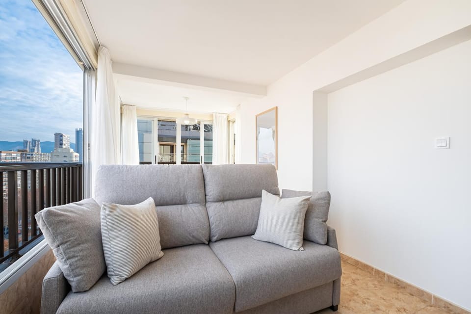 Bed, Living room