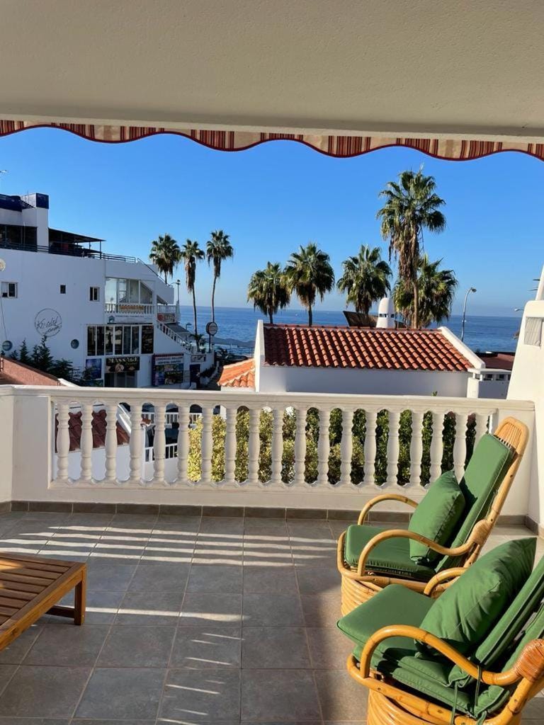 View (from property/room), Balcony/Terrace, Seating area