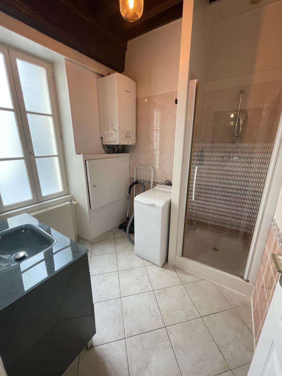 Résidence Le Zola composé de 3 appartements distincts en Hyper Centre de Dijon avec WIFI Apartment in Dijon