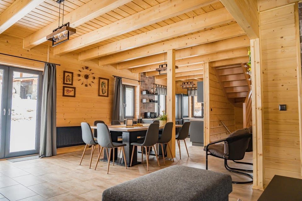 Communal lounge/ TV room, Dining area