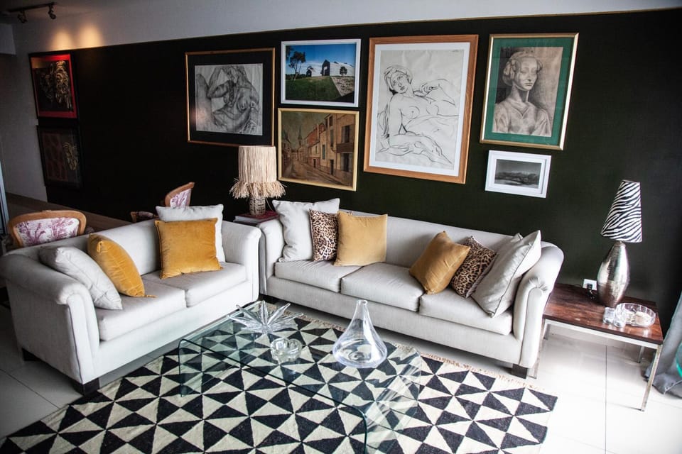 Living room, Decorative detail, Seating area