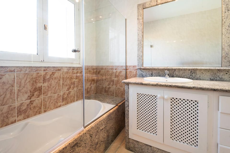 Shower, Bathroom, Bath