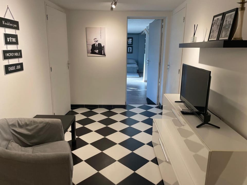 Chambre d'Hôtes Loft Montevideo Bed and Breakfast in Occitanie