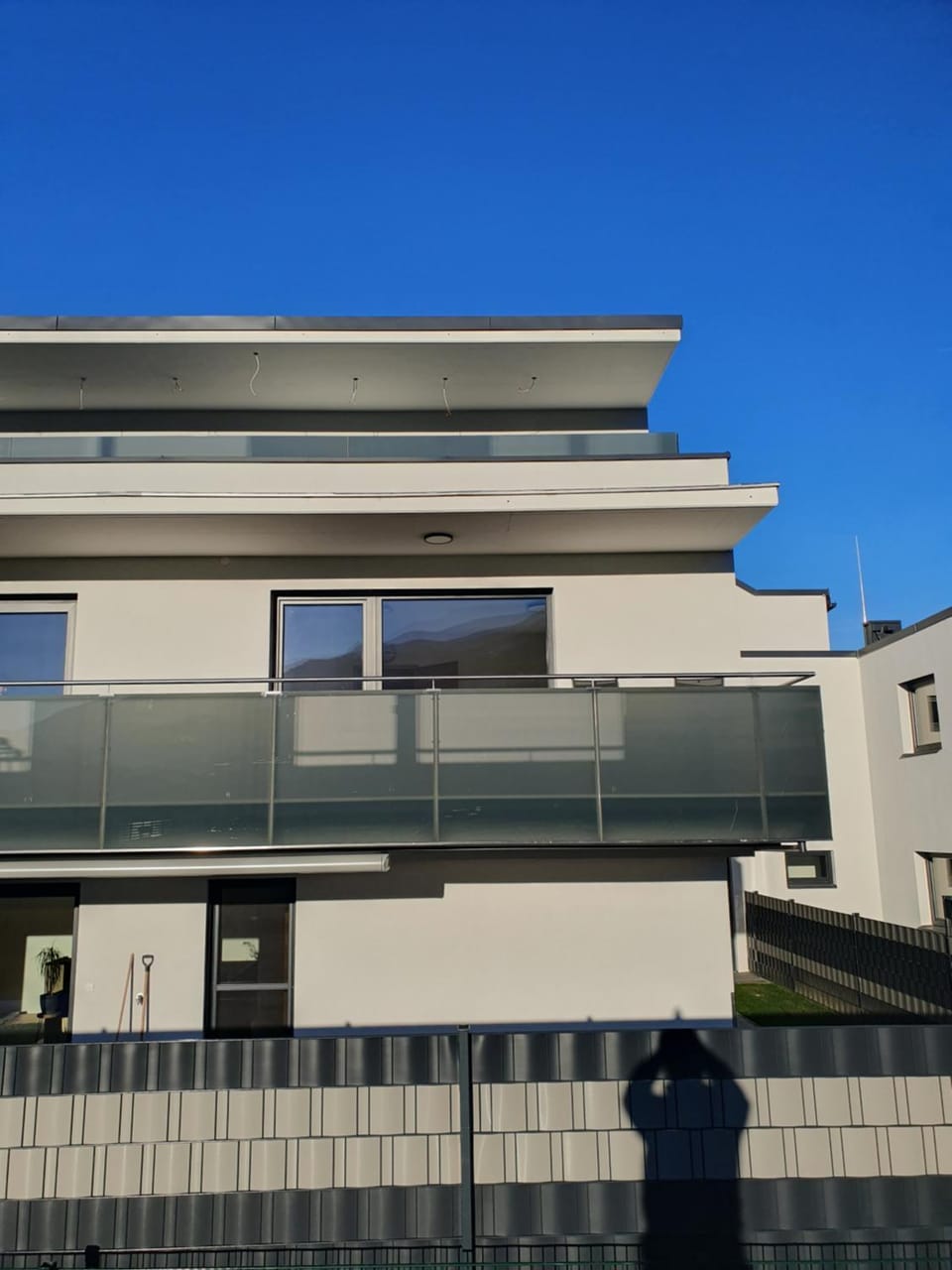 Property building, Day, View (from property/room), Balcony/Terrace