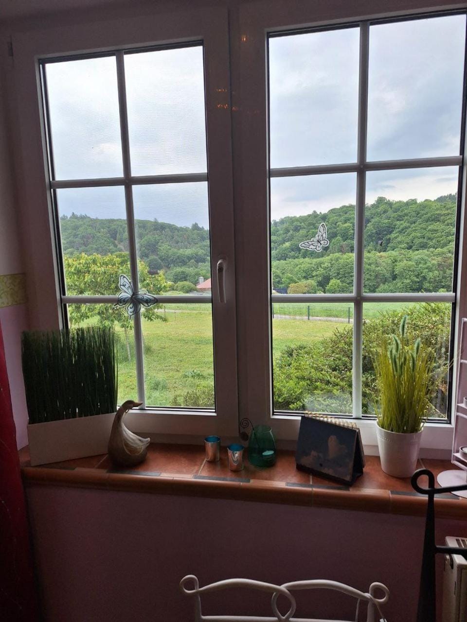 View (from property/room), View (from property/room), Kitchen or kitchenette, Dining area, Mountain view