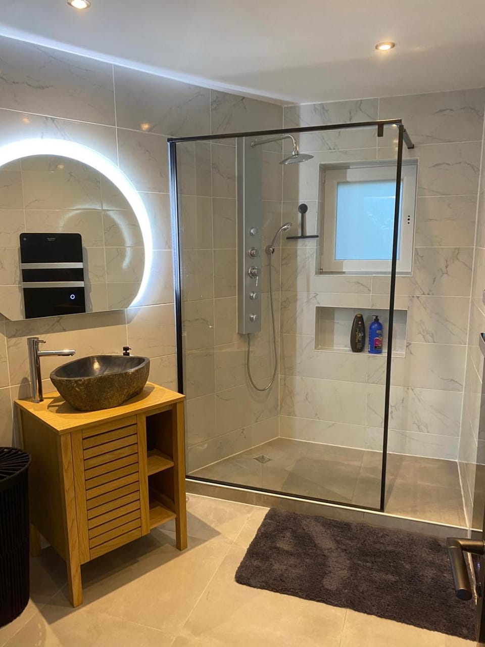 Appart lac lamartine Apartment in Tresserve