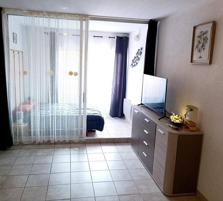 Appartement Centre port 4 pers Cap d'Agde Apartment in Agde
