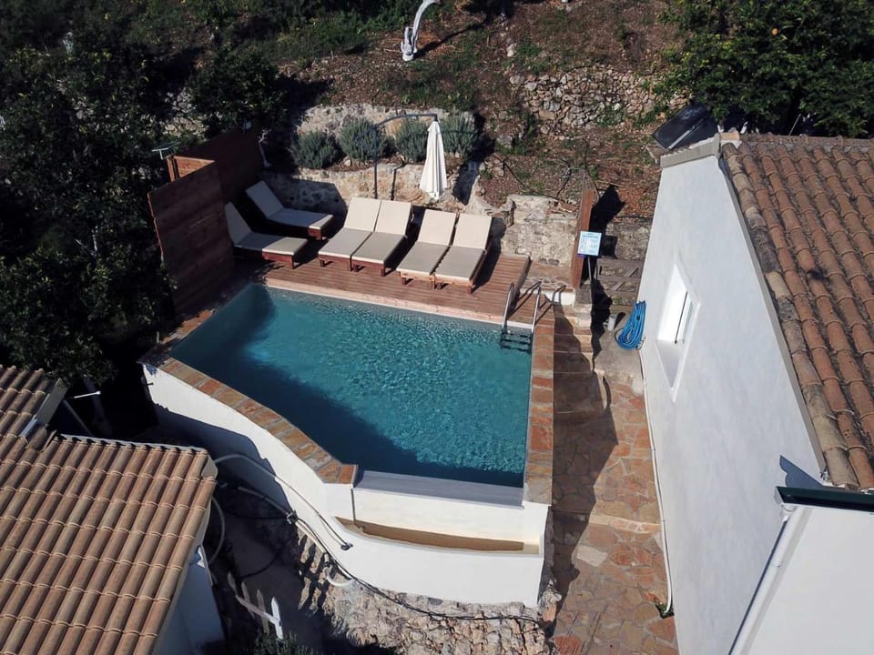 Day, Pool view, Swimming pool, sunbed
