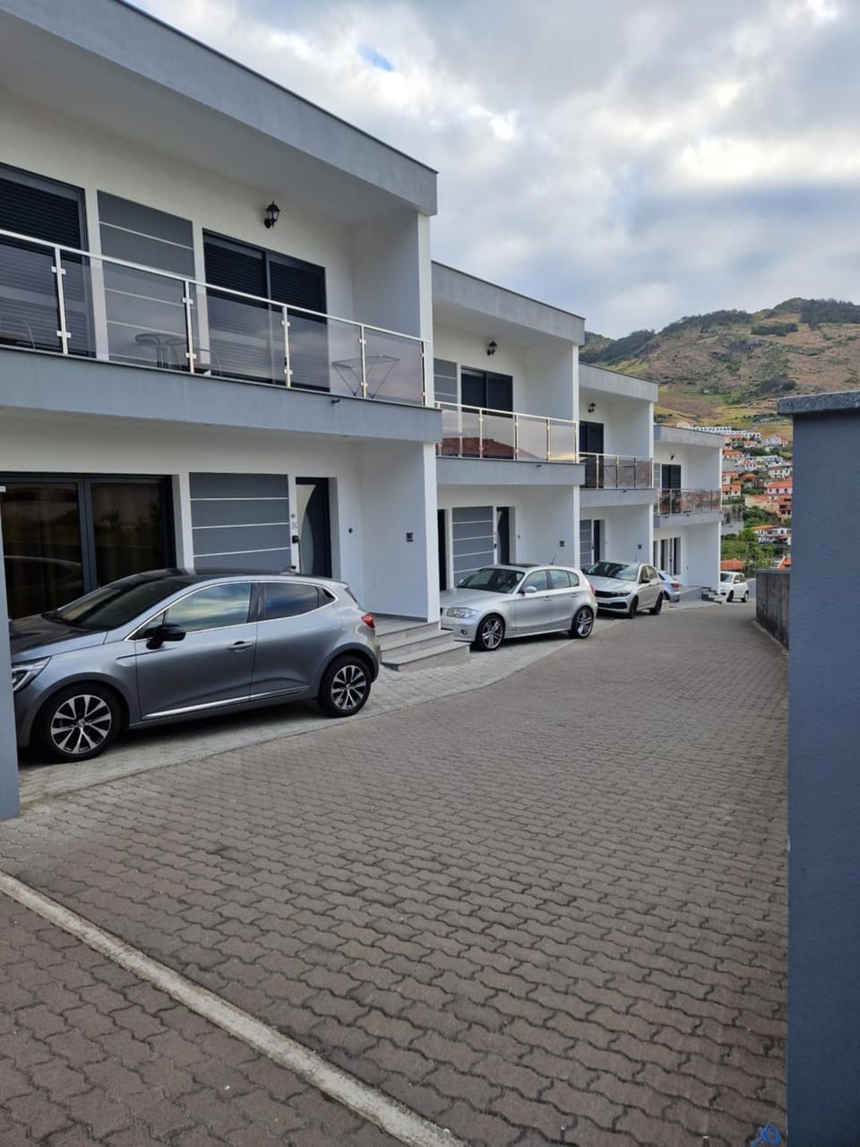 Property building, Day, Parking