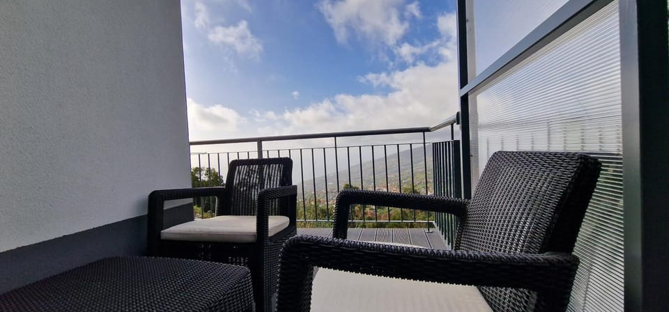 Patio, Day, View (from property/room), Balcony/Terrace, Living room, Seating area