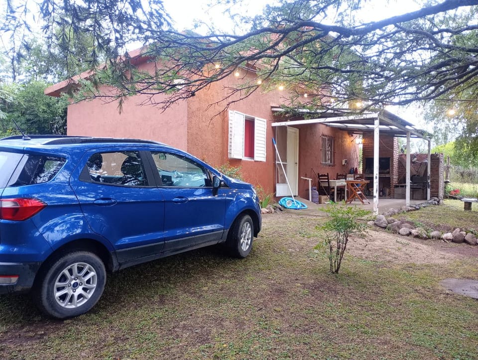 Chalet y Cabaña de montaña Esmeralda Apartment in Cordoba Province