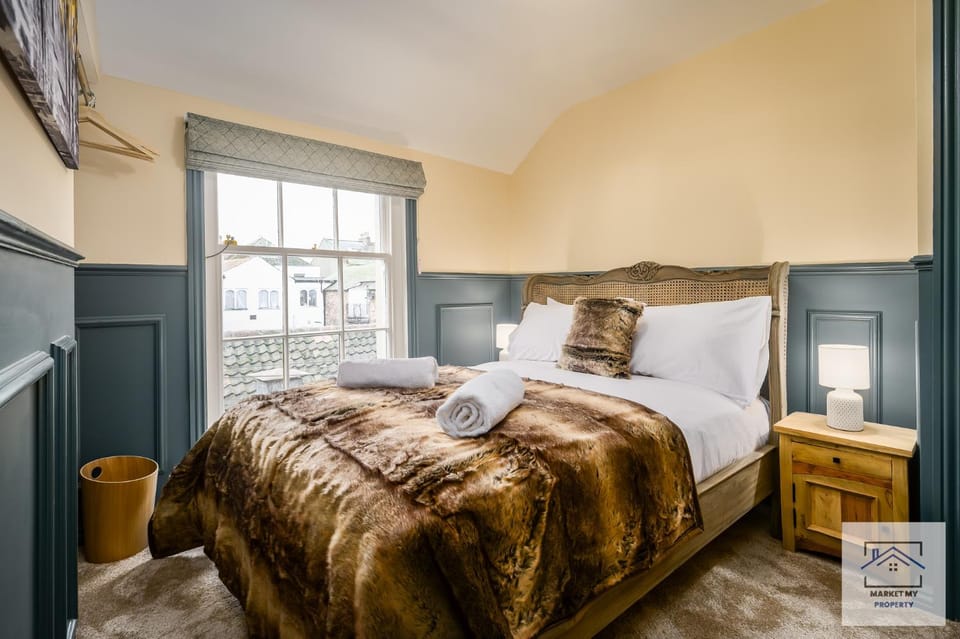 Isabella's Beach House Scarborough - 4 Bedroom House in Scarborough