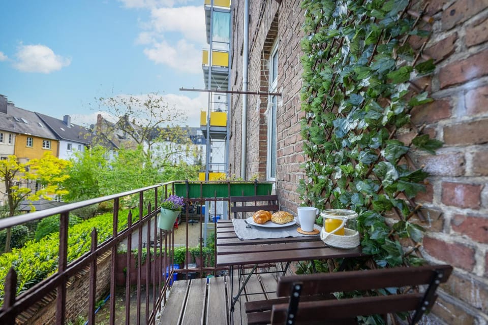 Property building, Patio, Day, View (from property/room), Balcony/Terrace