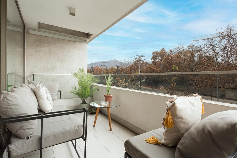 Off site, Balcony/Terrace