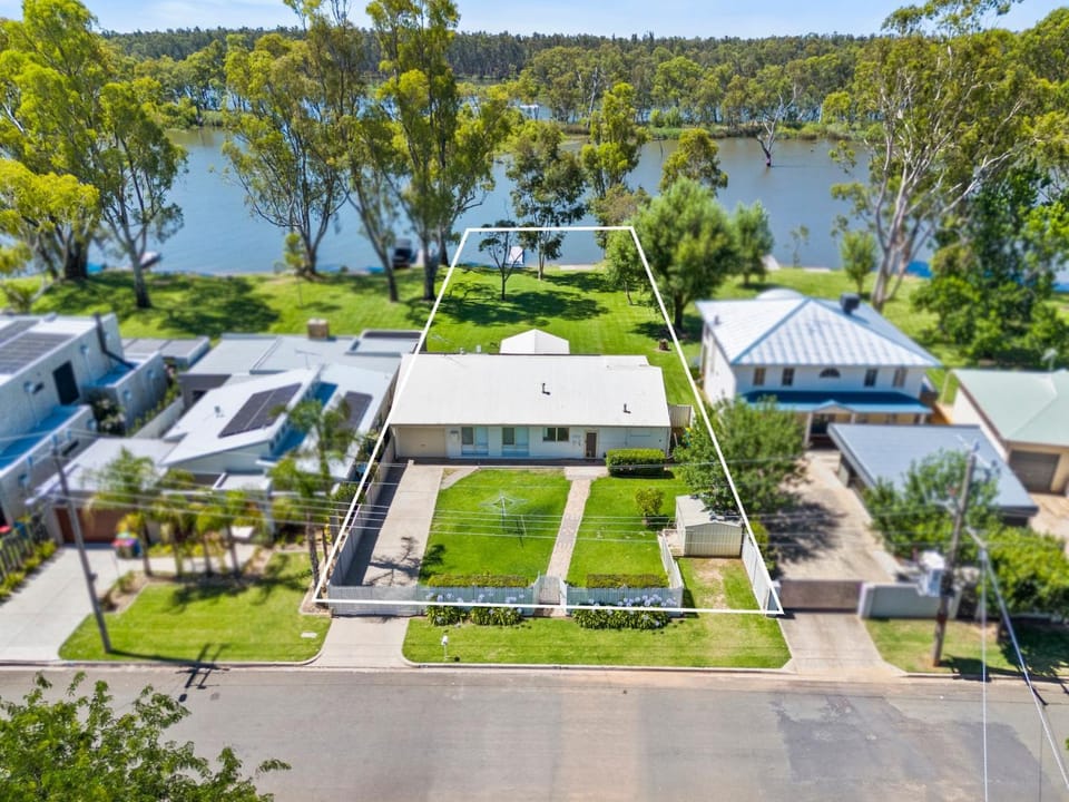 River Views House in Bundalong