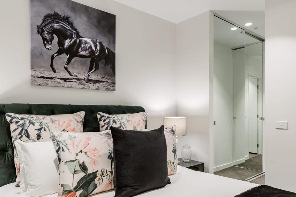 Bed, Bedroom, wardrobe