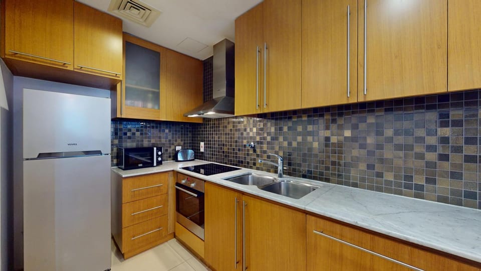 Kitchen or kitchenette, kitchen
