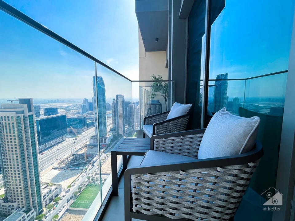 Burj Royale 2 Bedrooms Balcony City View - Walk to Dubai Mall Apartment in Dubai