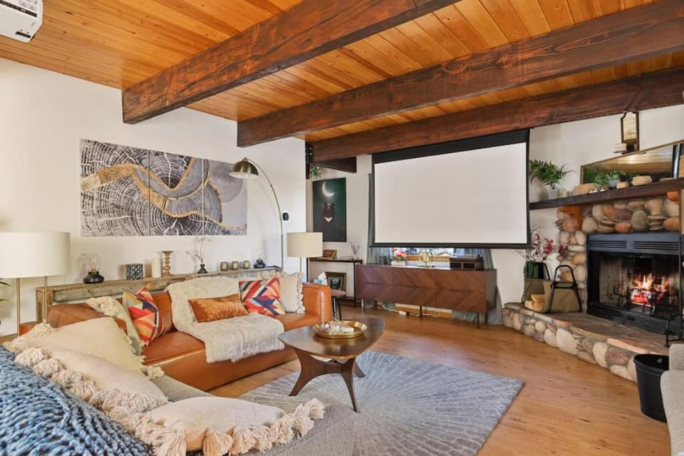 TV and multimedia, Living room