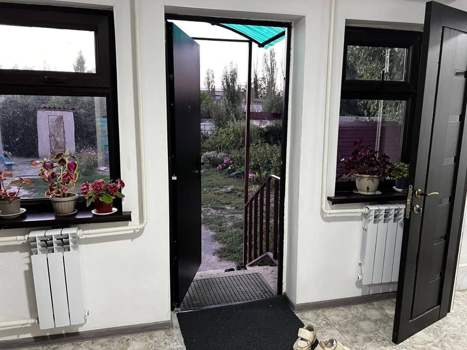 Property building, Photo of the whole room