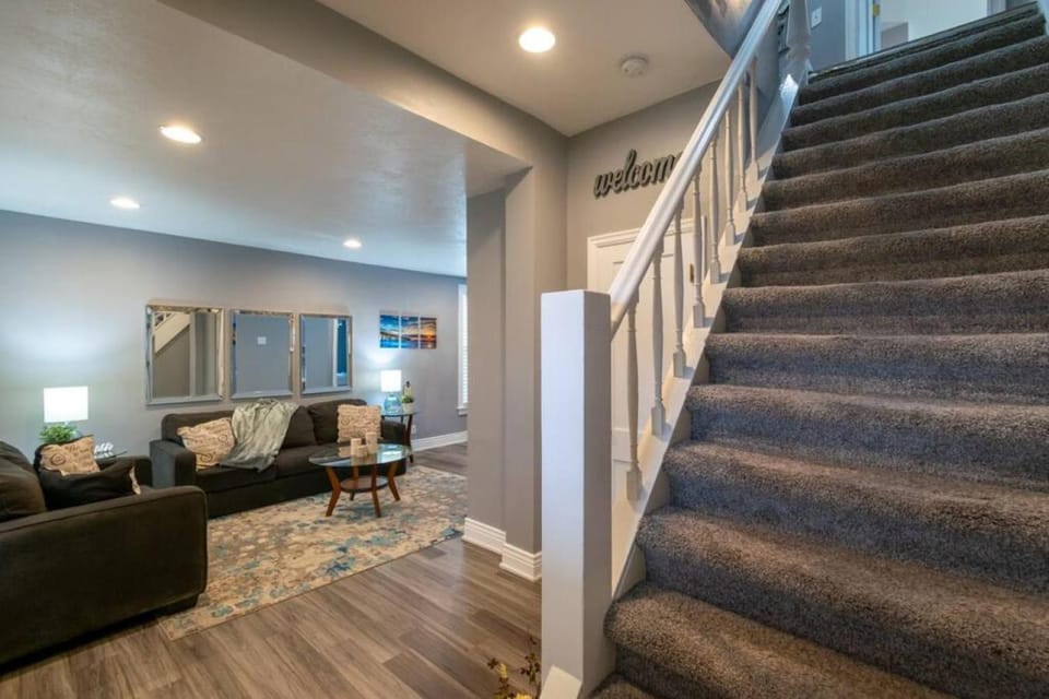 1890 Historic Montana Retreat | Boutique | W & R House in Great Falls